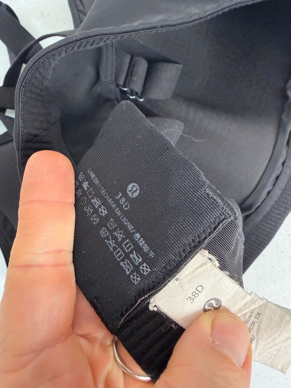 Lululemon Energy High Impact Sports Bra 38D Crossback Adjustable Straps - Picture 5 of 5